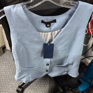 Tullea vest L // 030820